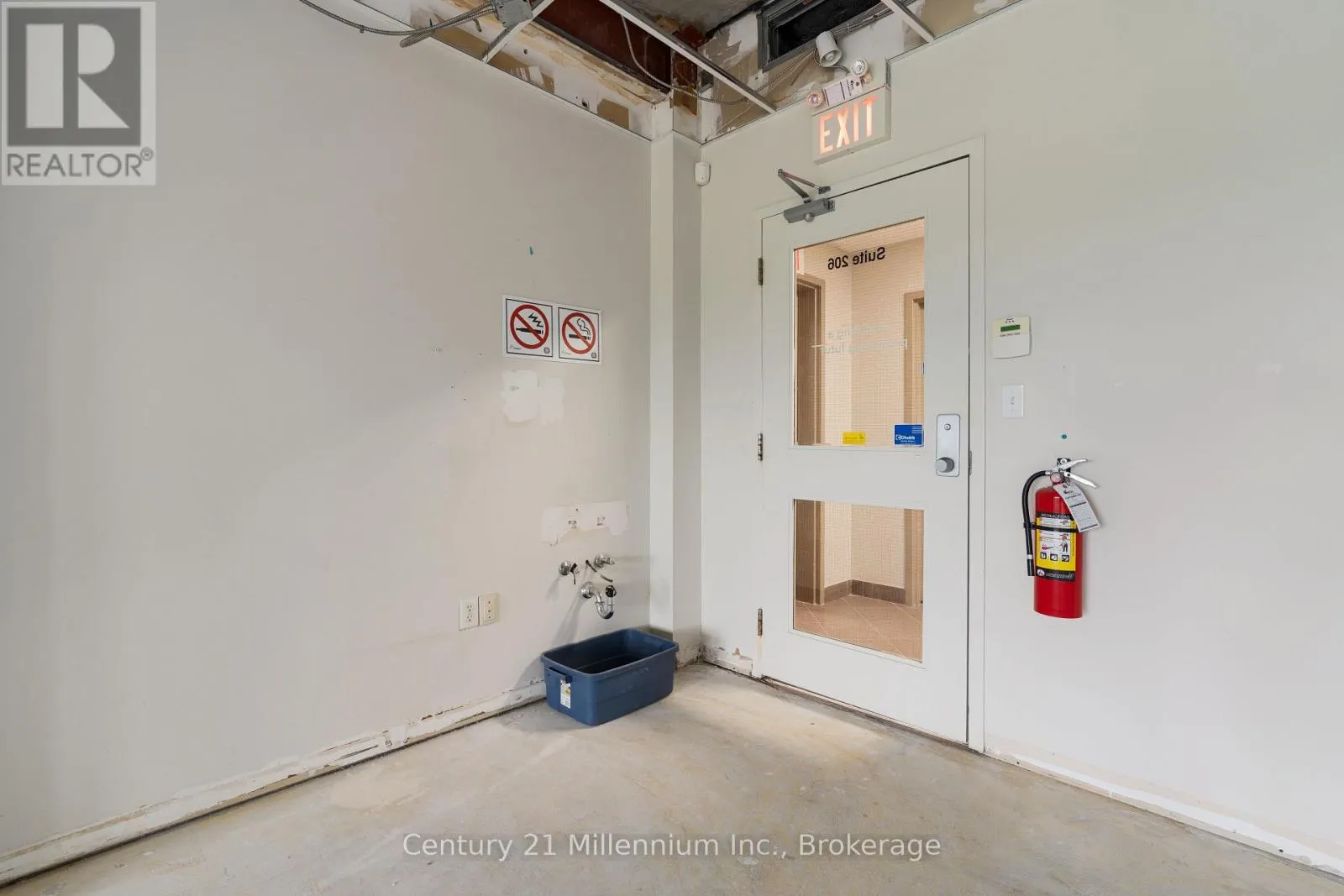 206 - 1717 2ND AVENUE E #206