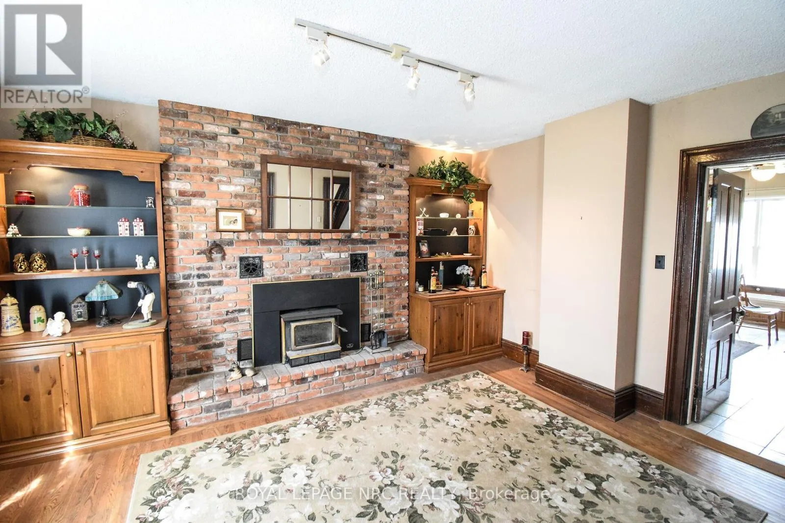 499 TOWNLINE ROAD
