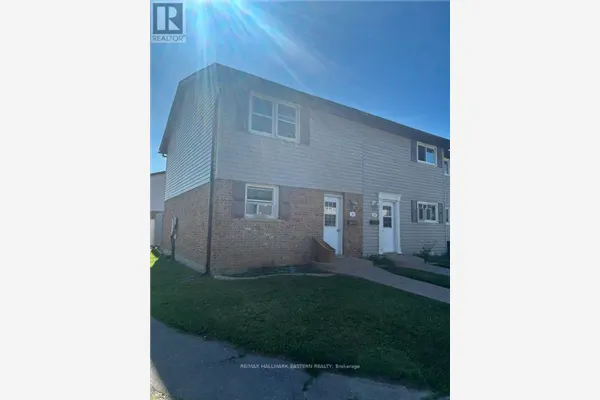 32 - 996 SYDENHAM ROAD #32
