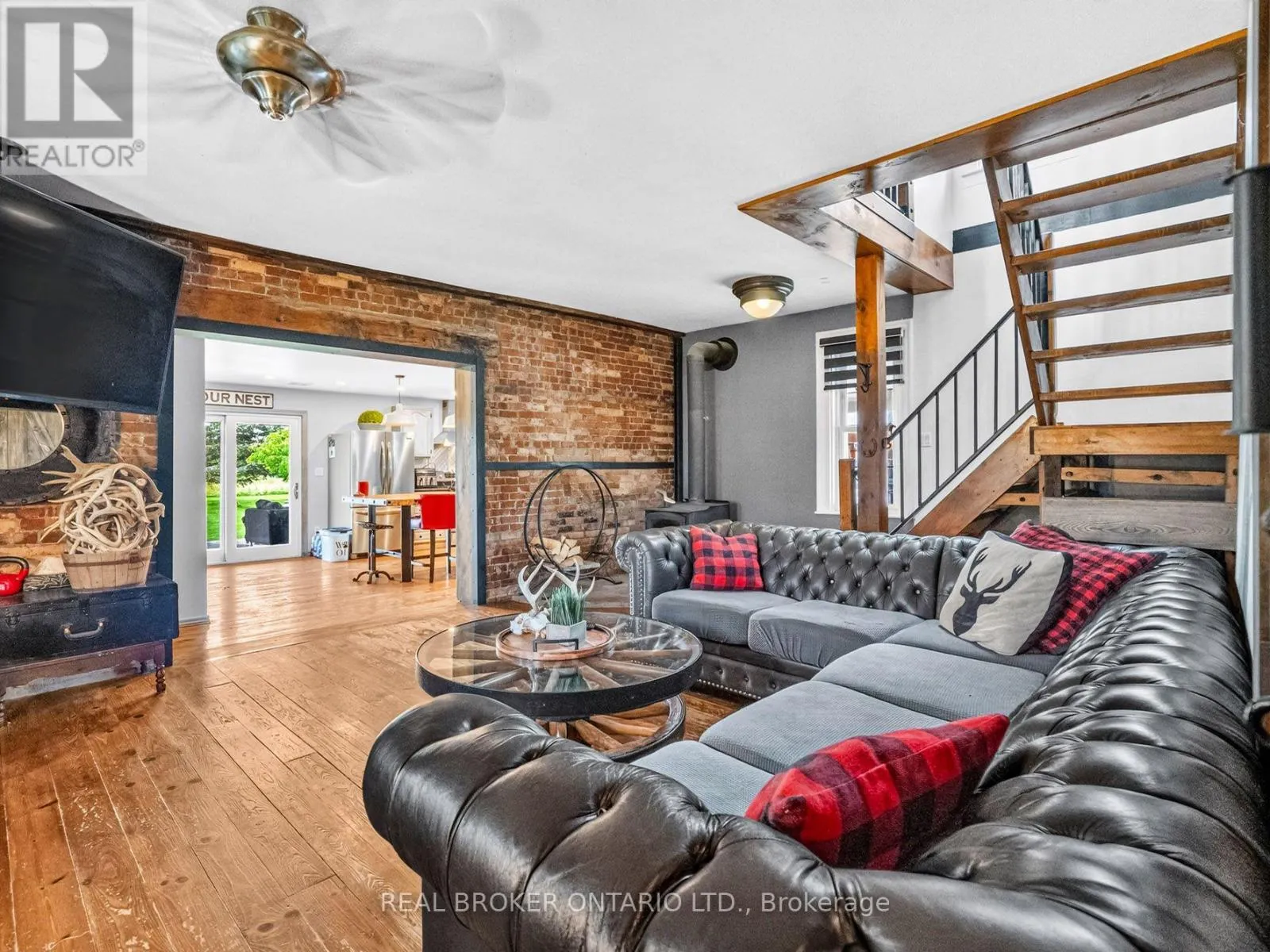 118 RIVER ROAD