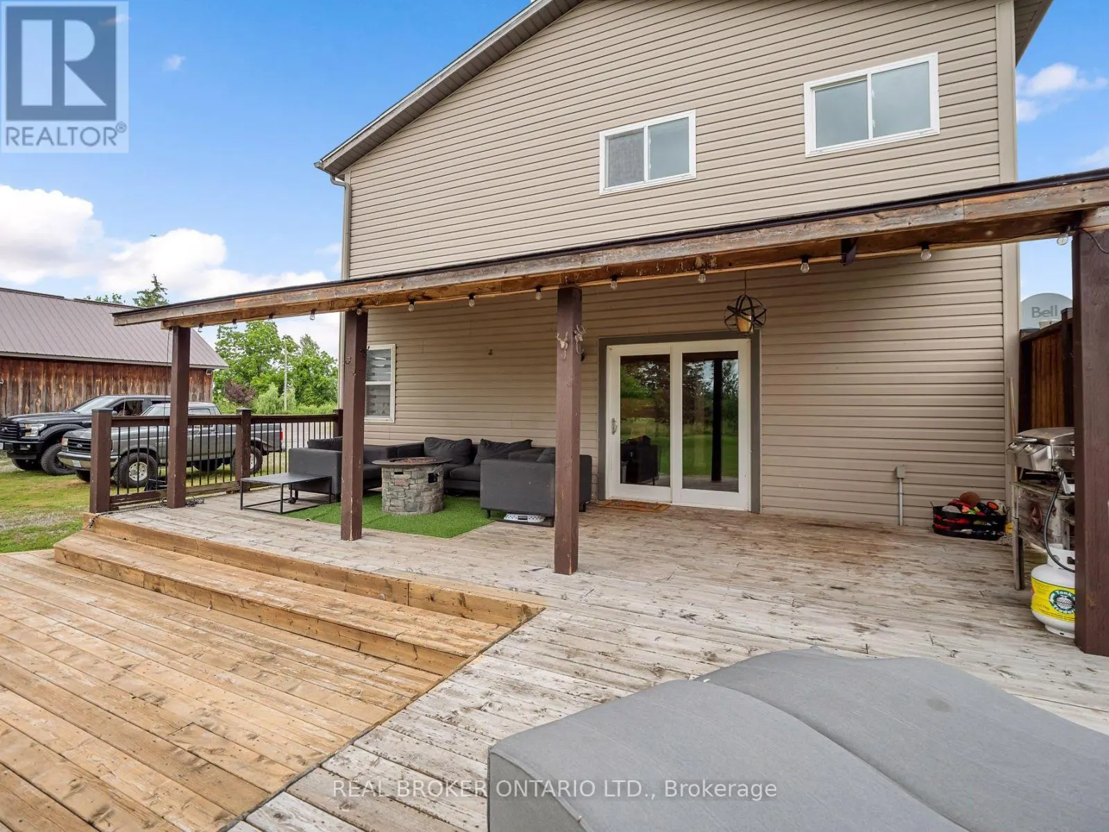 118 RIVER ROAD