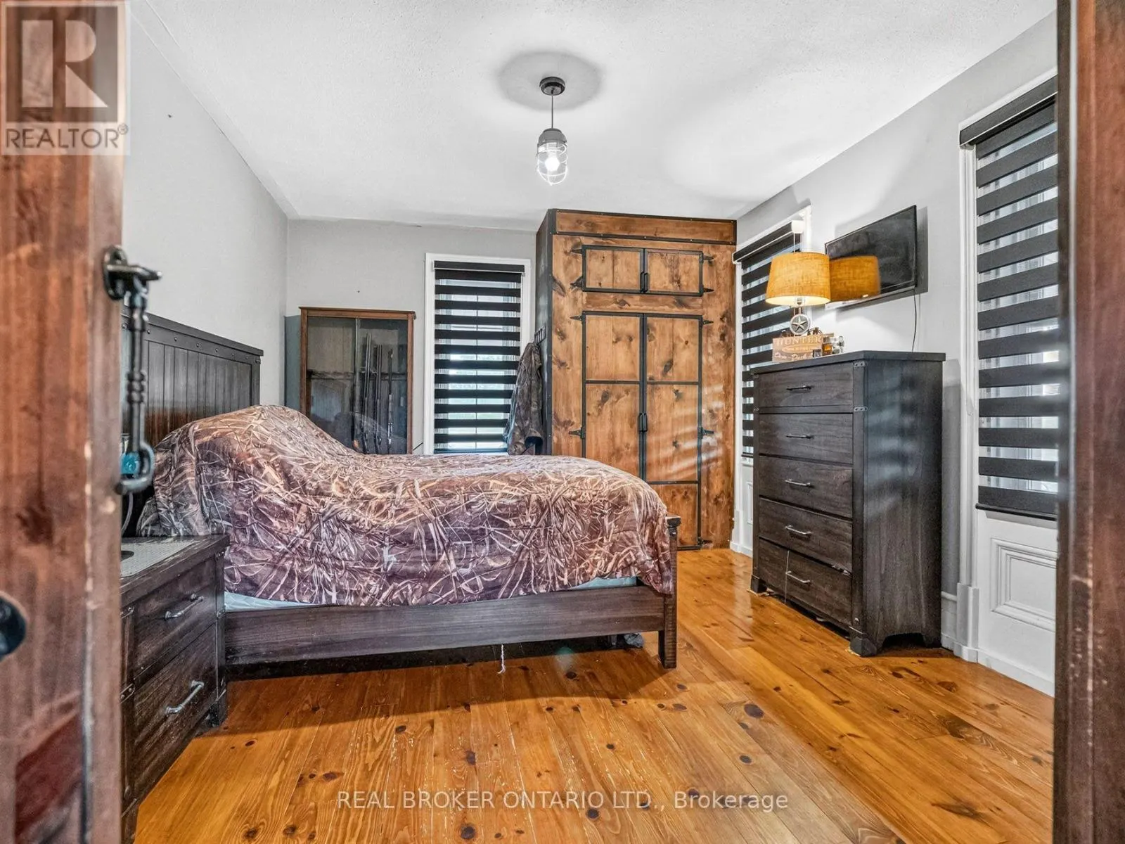 118 RIVER ROAD