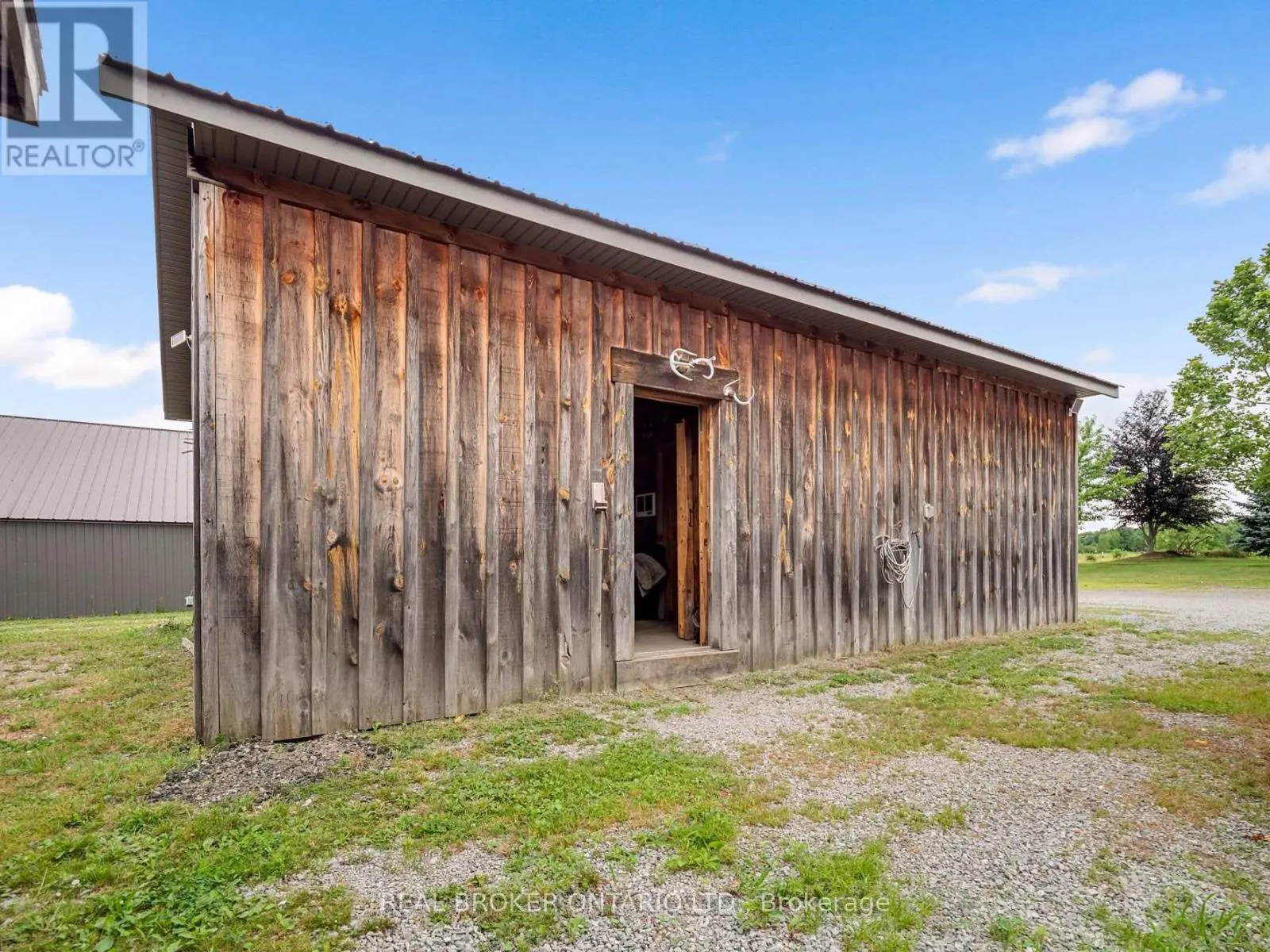 118 RIVER ROAD