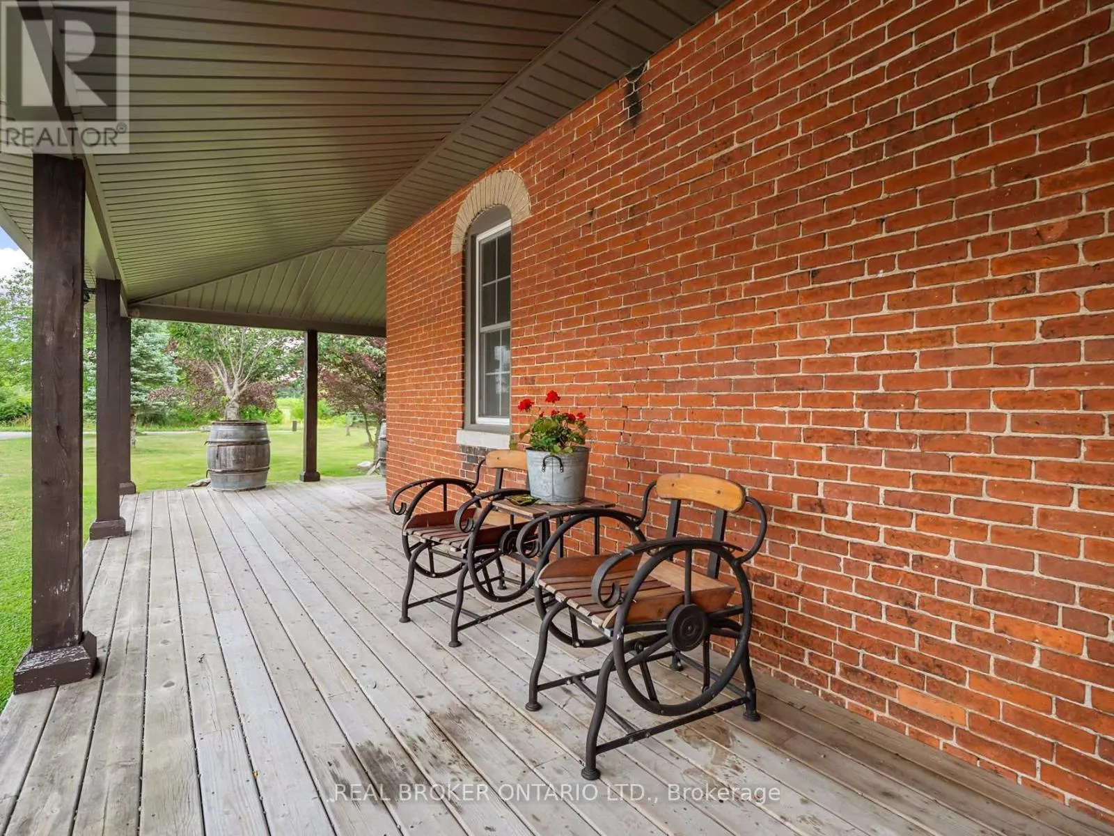 118 RIVER ROAD