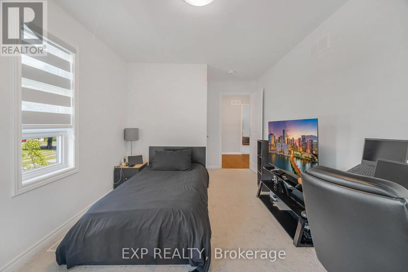 28 - 5672 DORCHESTER ROAD