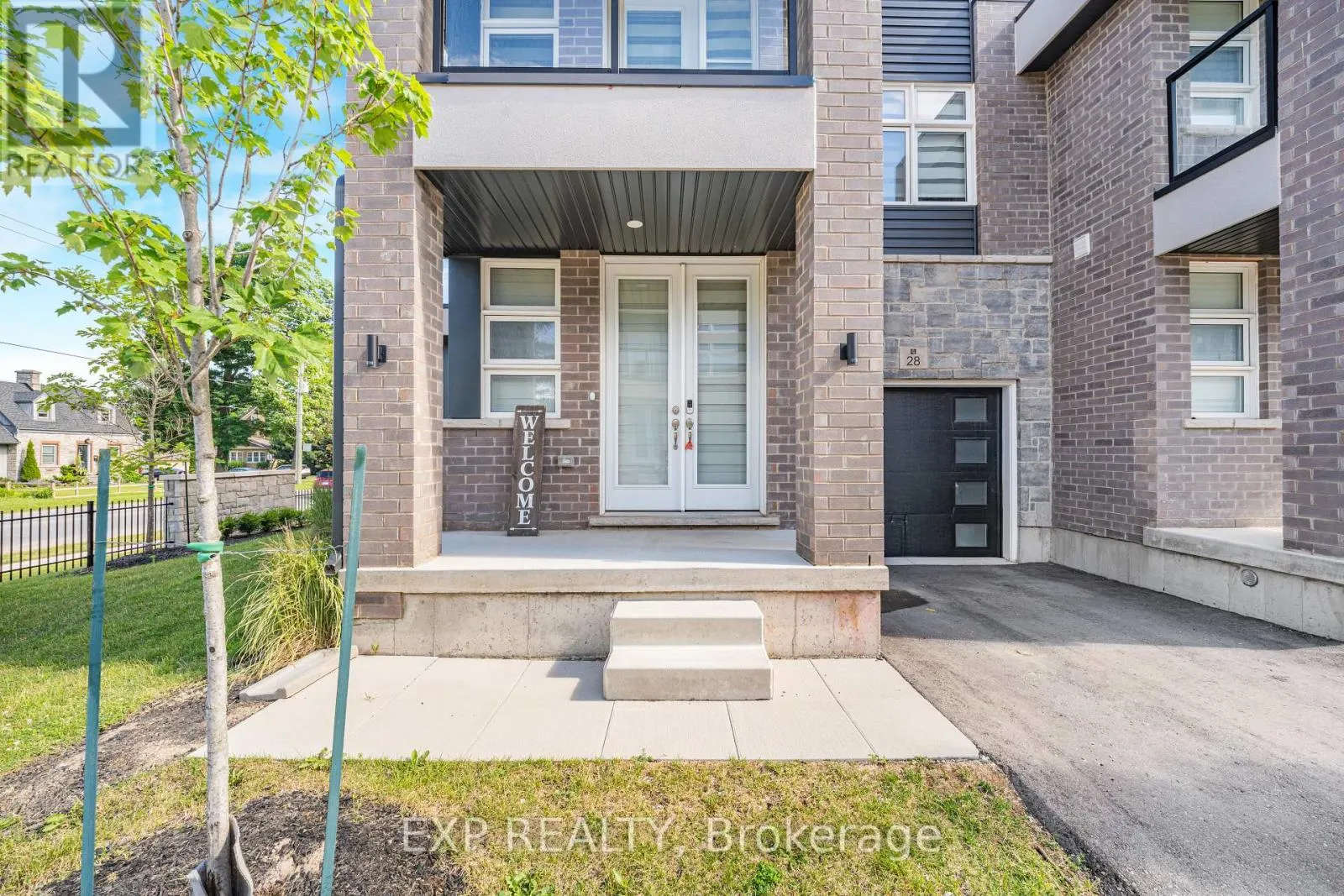 28 - 5672 DORCHESTER ROAD