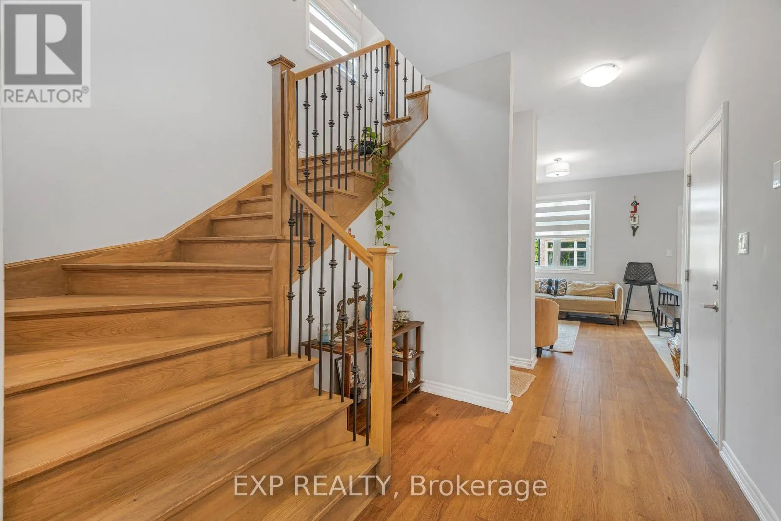 28 - 5672 DORCHESTER ROAD