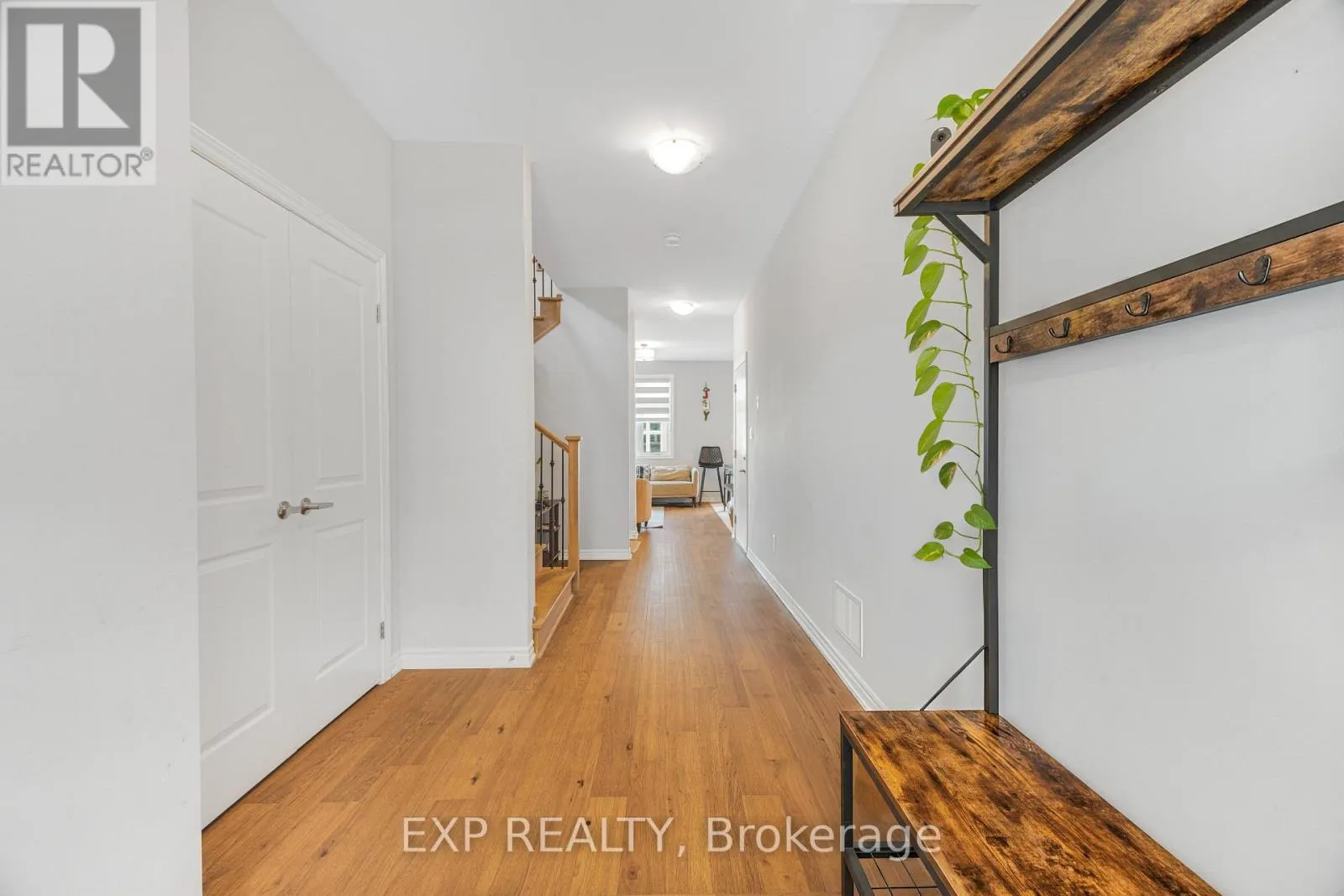 28 - 5672 DORCHESTER ROAD