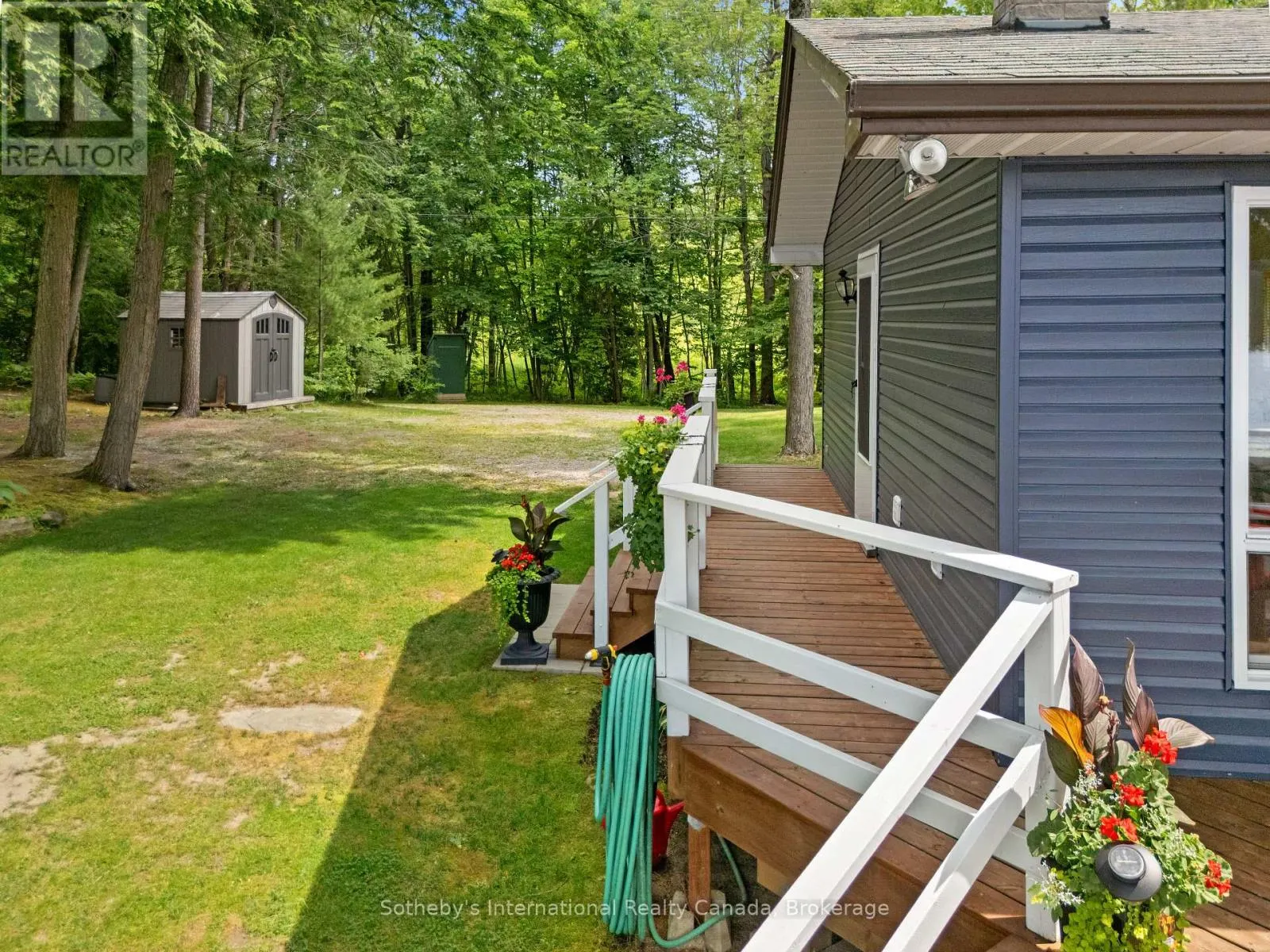 834 EASTSHORE ROAD