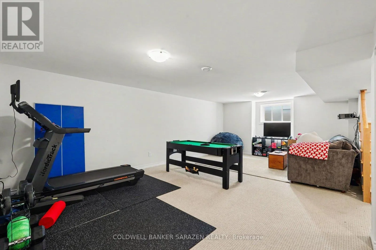 196 BLACKHORSE DRIVE