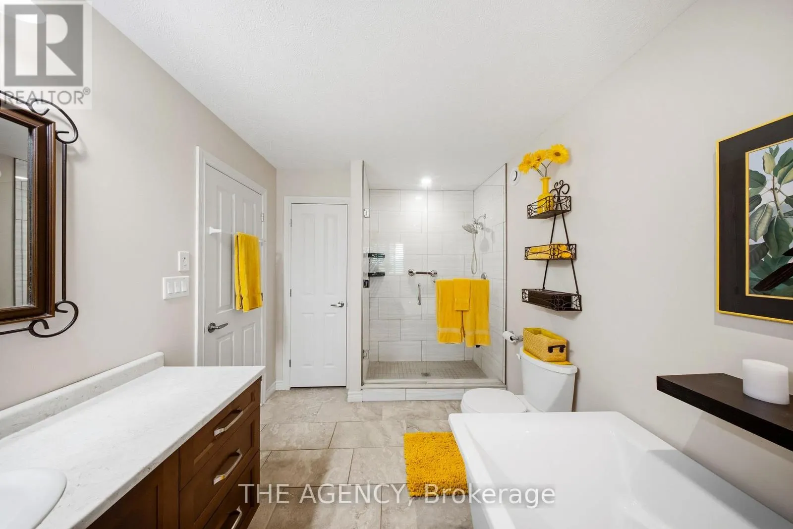 206 MEREDITH WAY