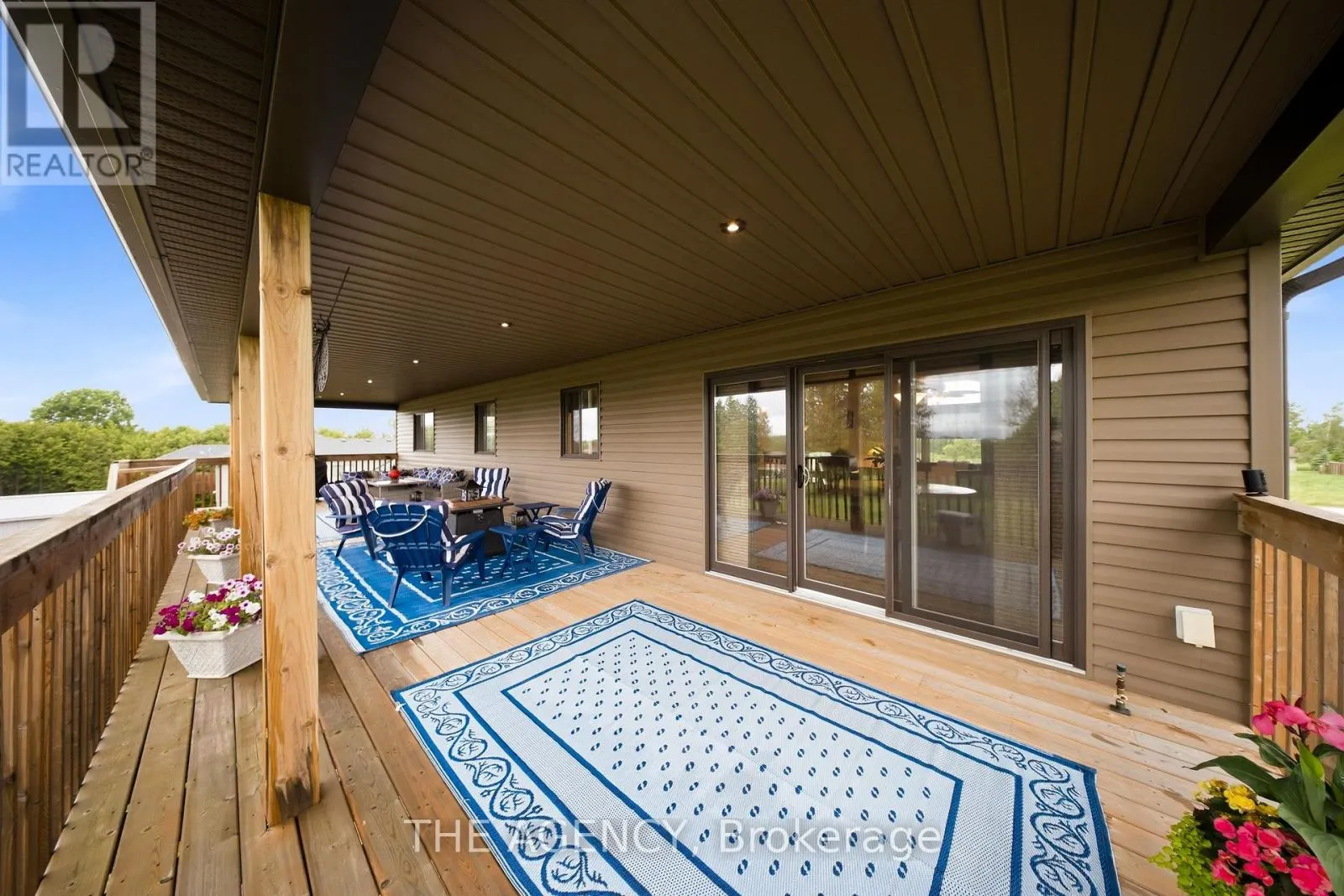 206 MEREDITH WAY