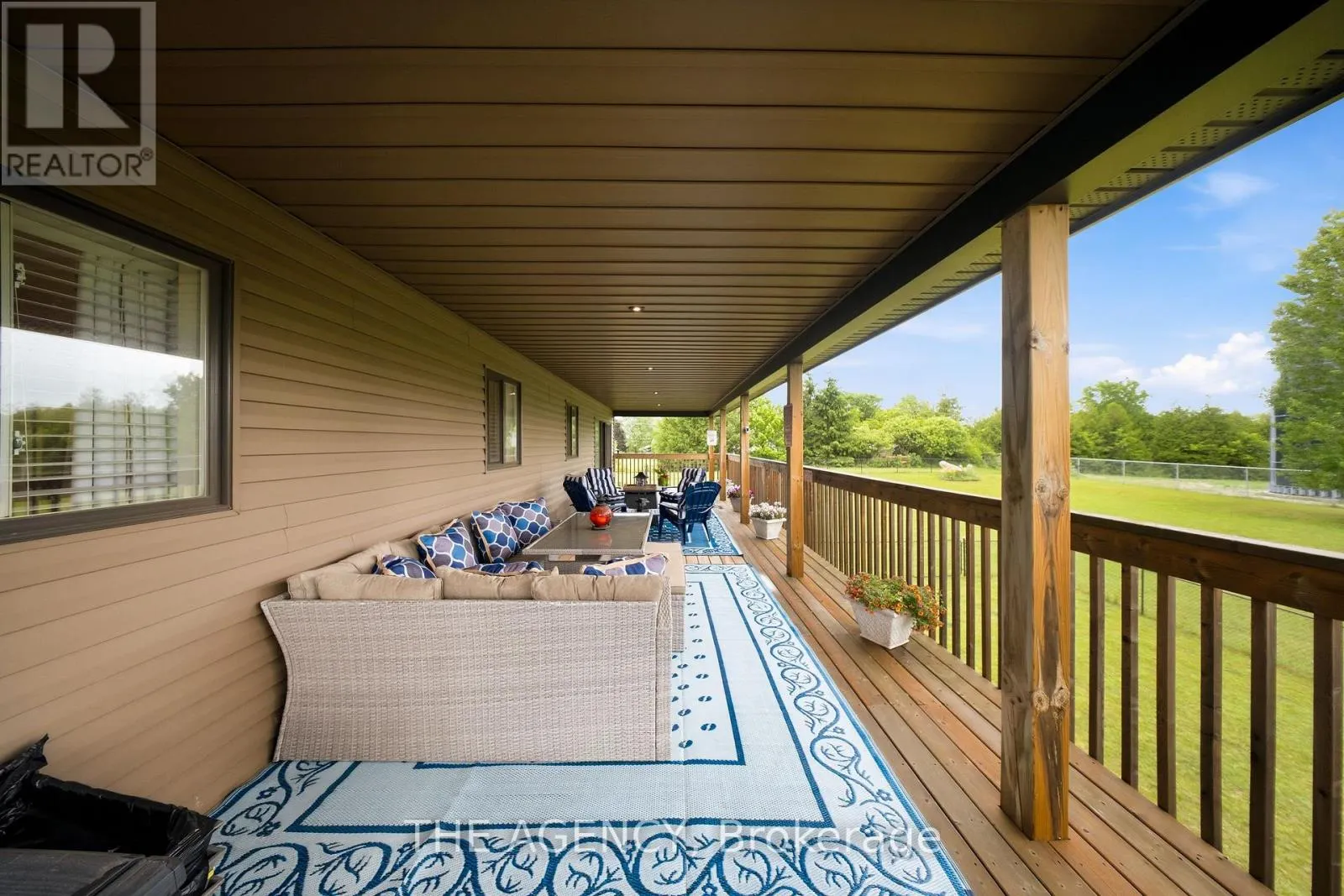 206 MEREDITH WAY