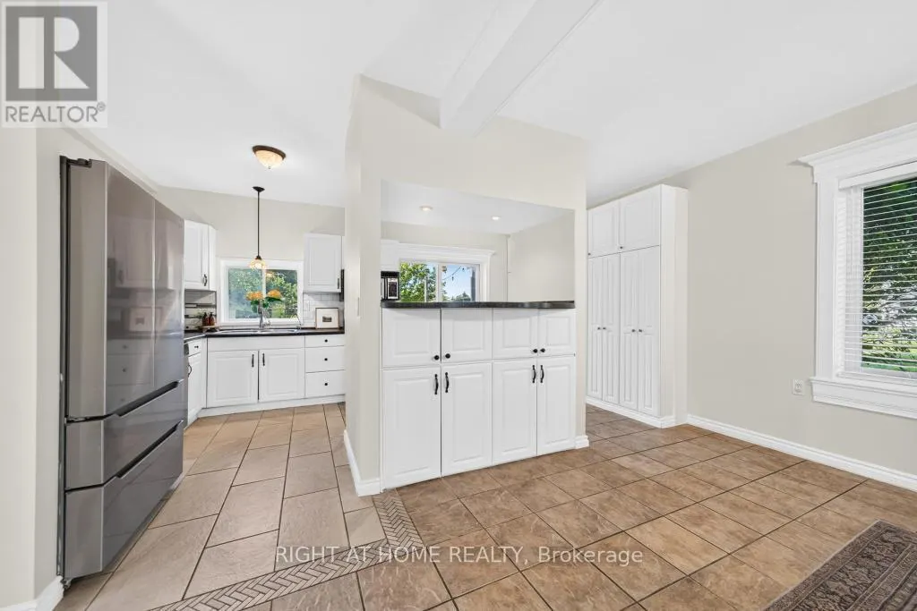 9535 REGIONAL RD 9 ROAD