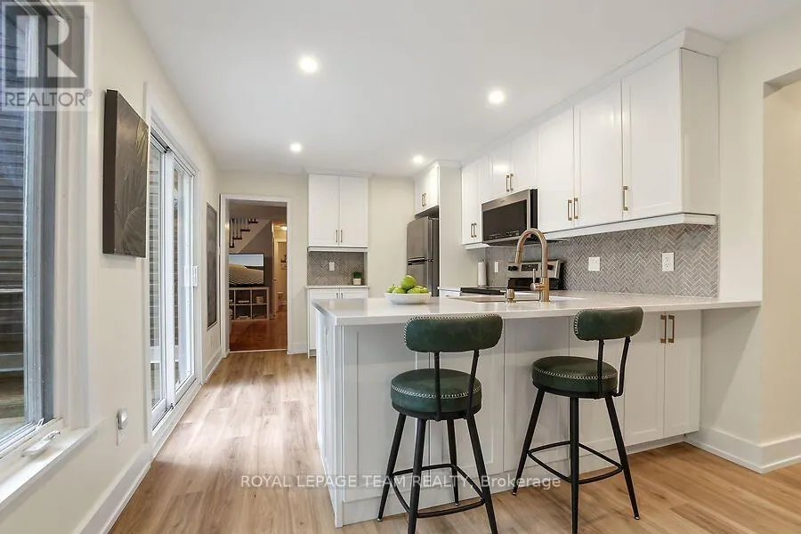 3636 FORESTVIEW LANE