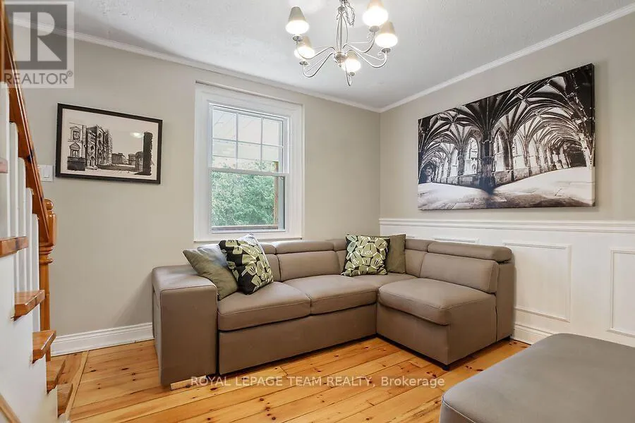 3636 FORESTVIEW LANE