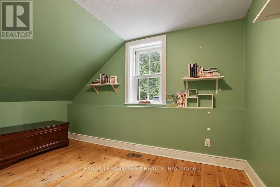 3636 FORESTVIEW LANE