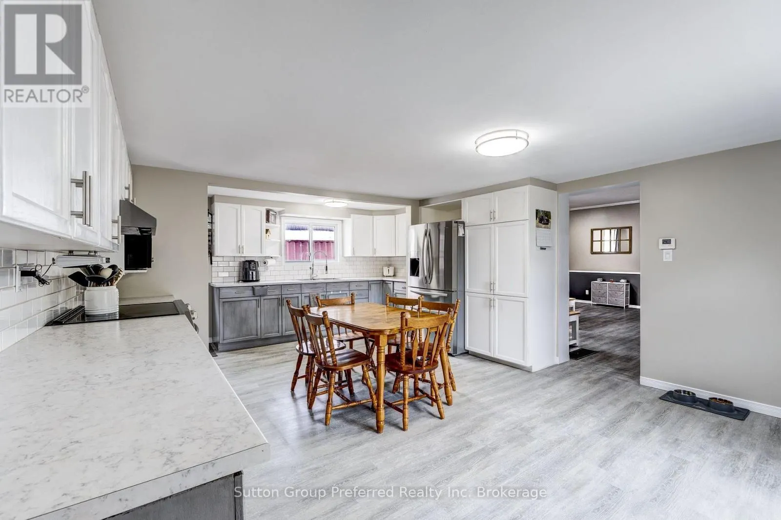 685744 MAIN STREET