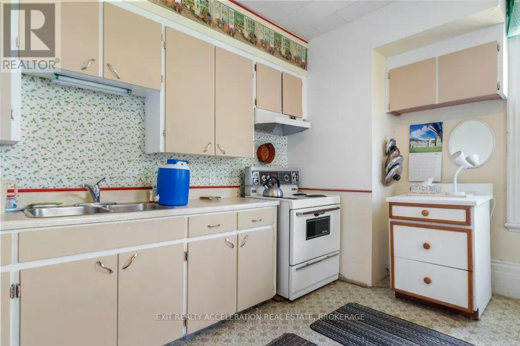 38 FITCHETT ROAD