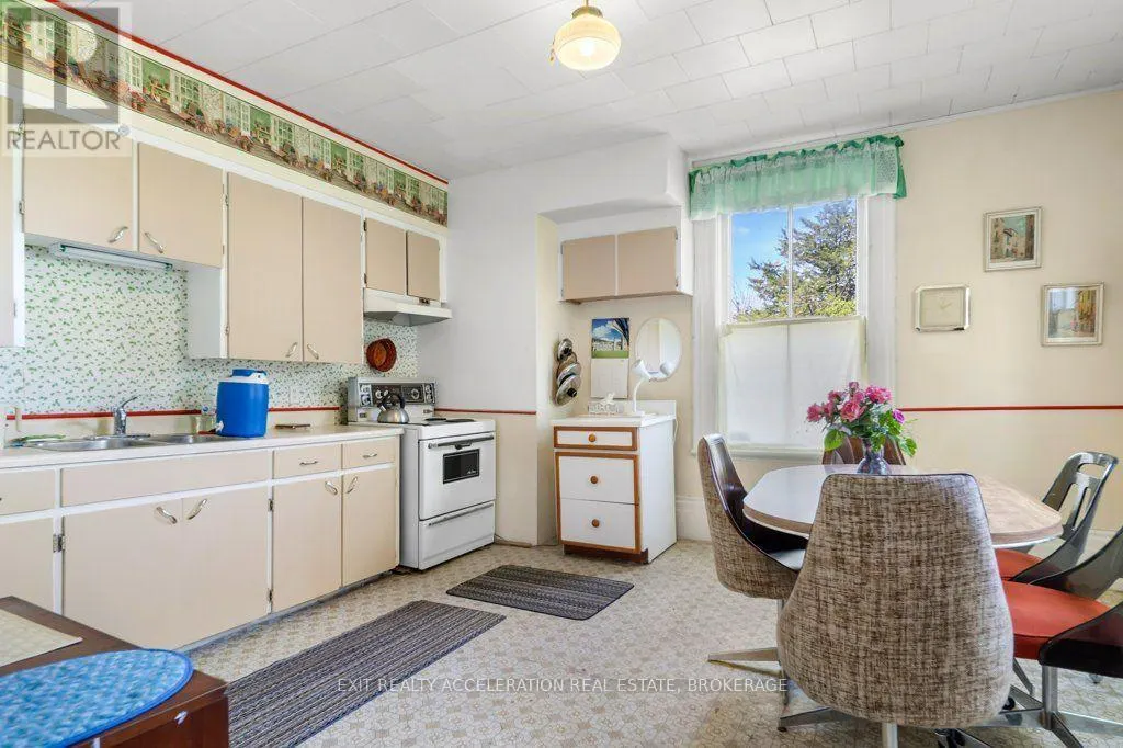 38 FITCHETT ROAD
