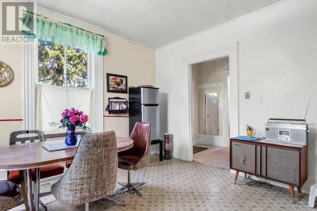 38 FITCHETT ROAD