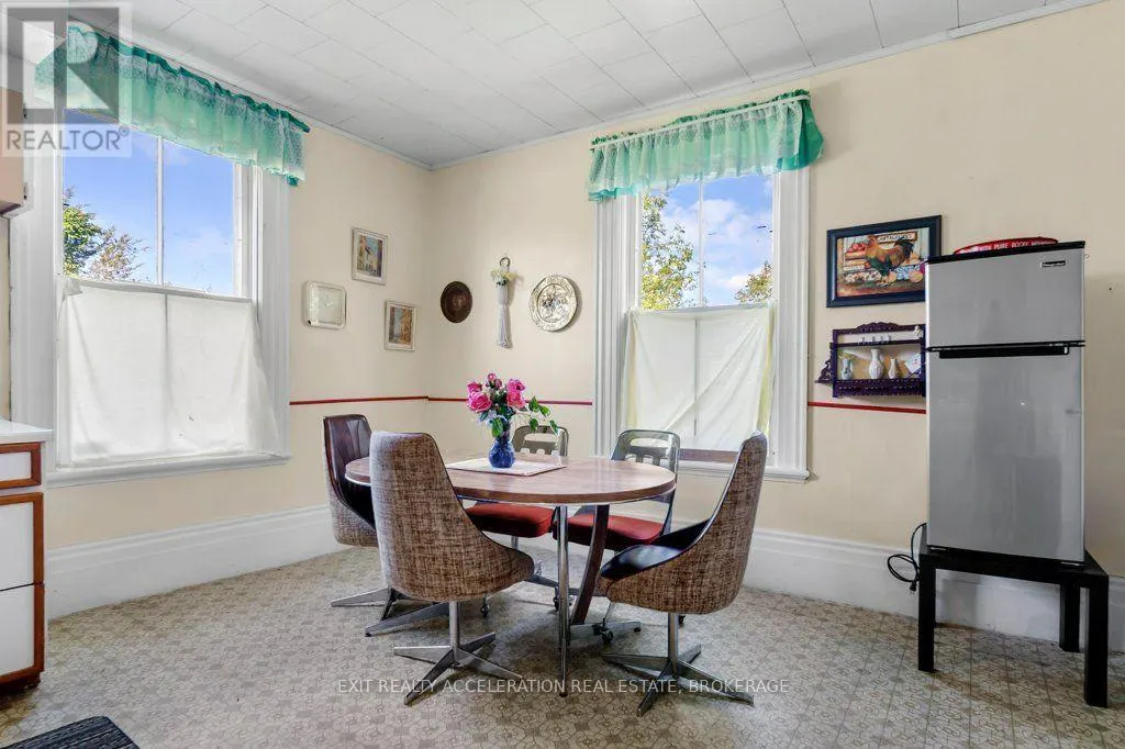 38 FITCHETT ROAD