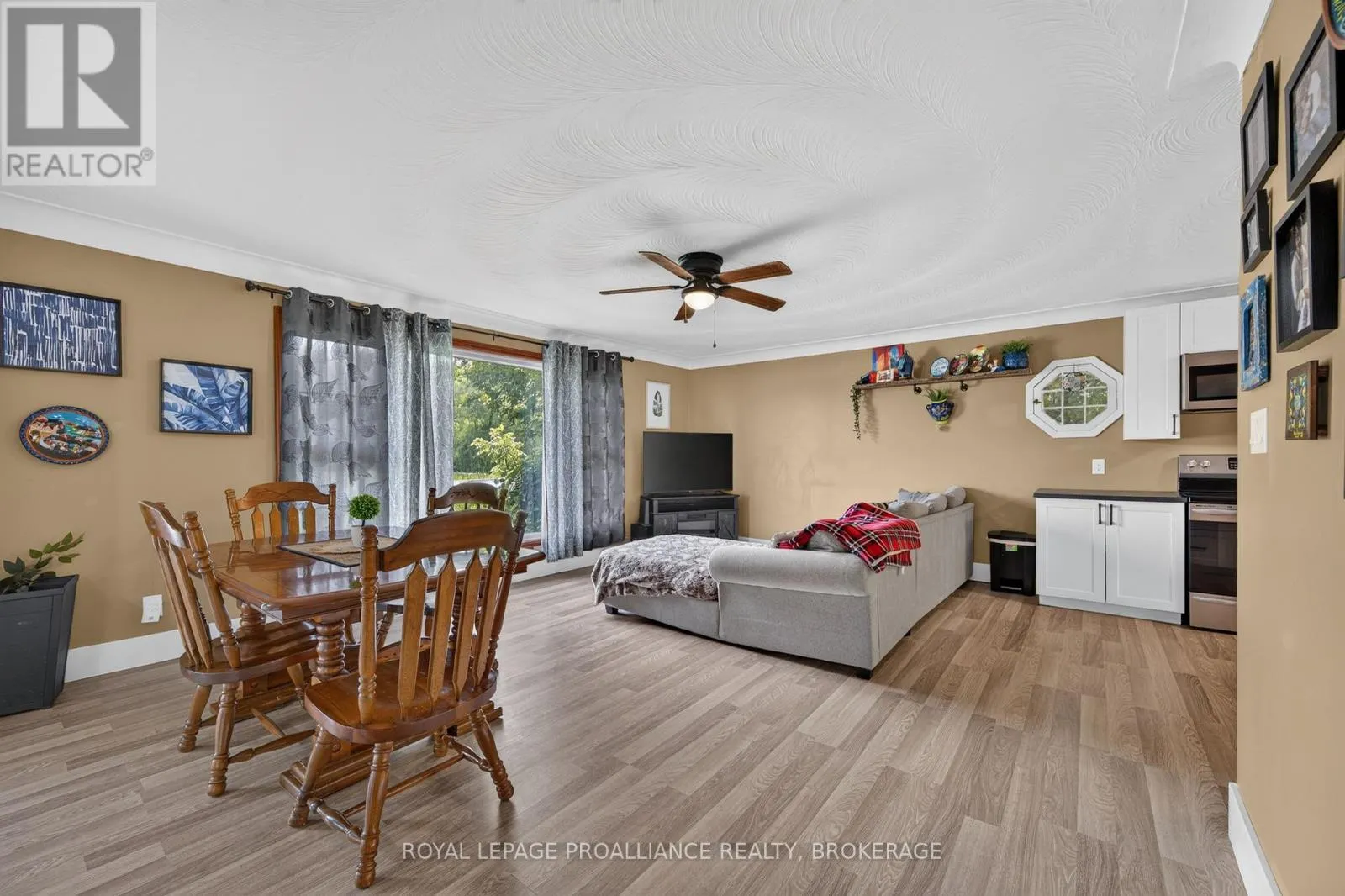 112 COUNTY ROAD 8