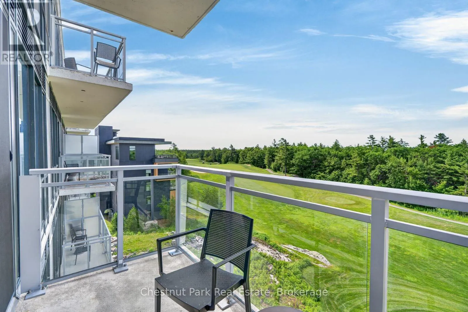 #513 - 100 CARRICK TRAIL ##513