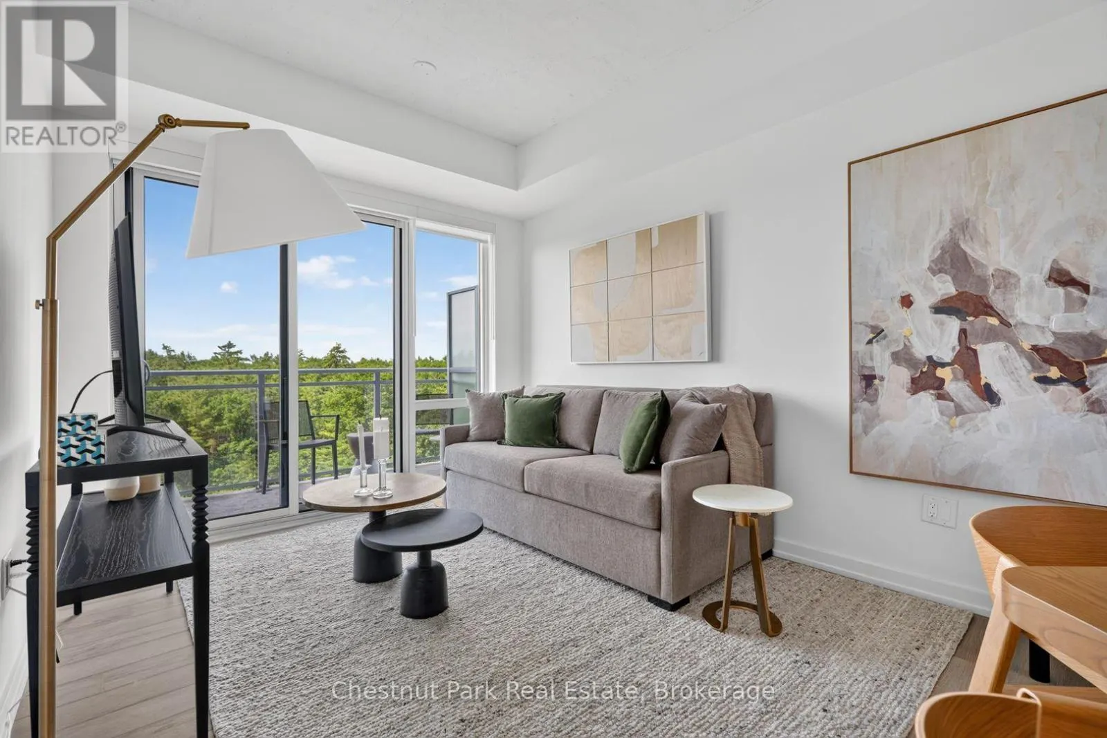 #513 - 100 CARRICK TRAIL ##513