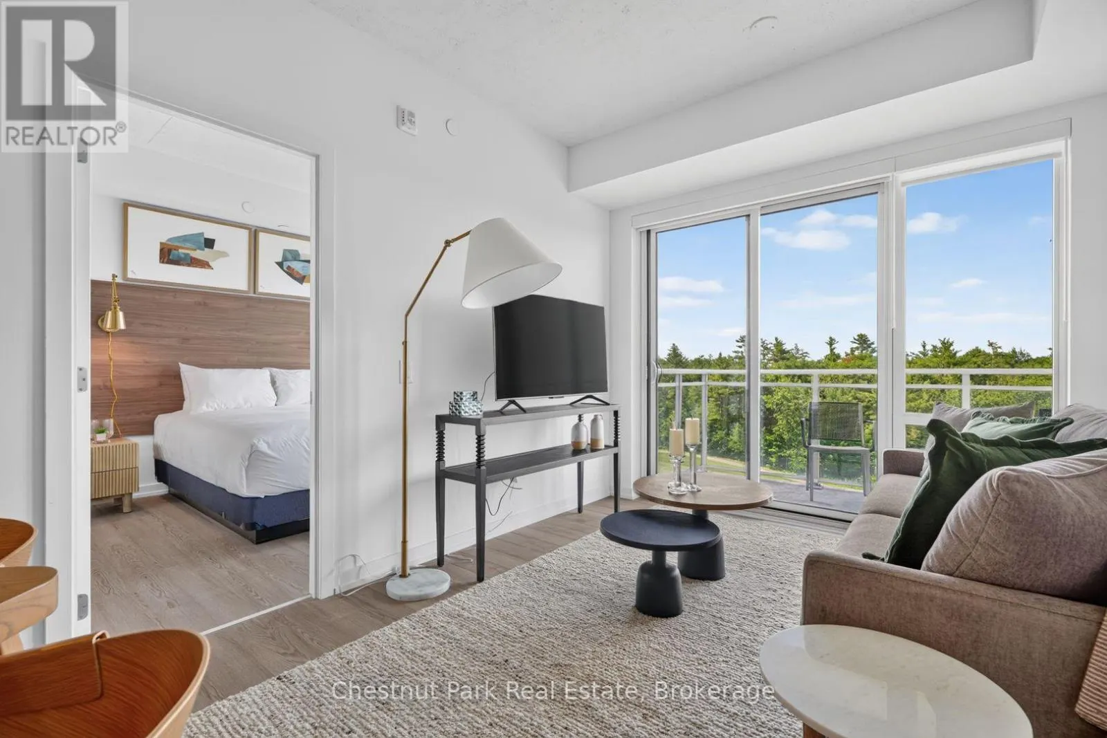 #513 - 100 CARRICK TRAIL ##513