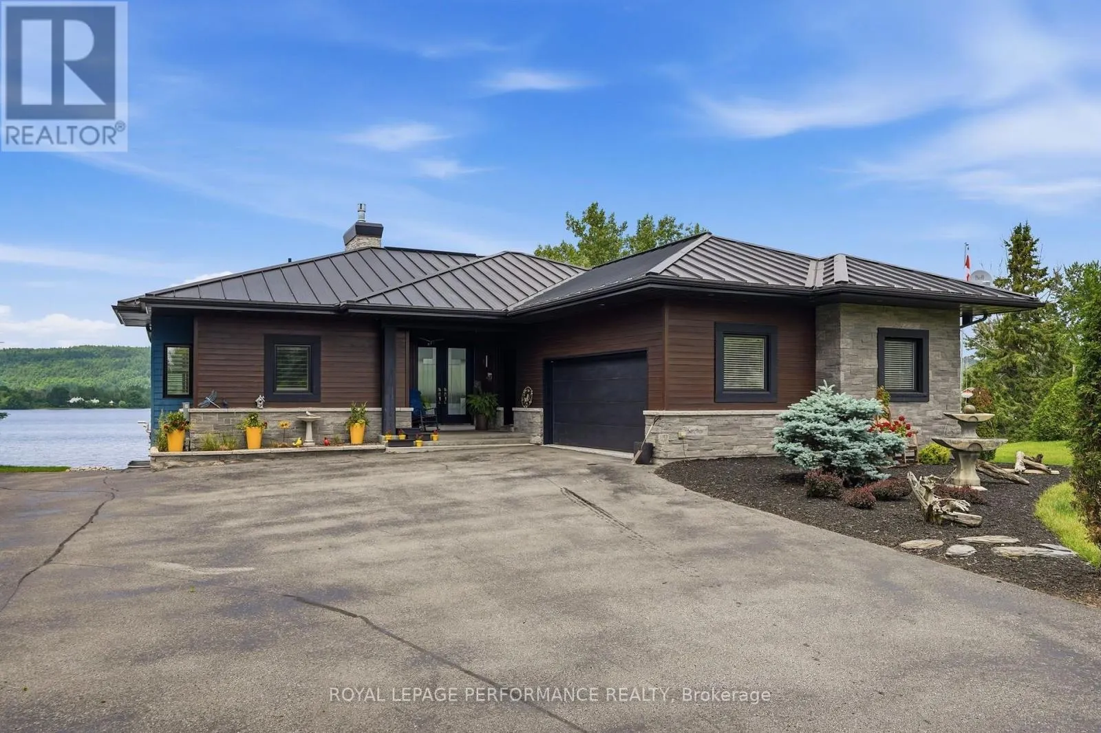 263 DU DOMAINE ROAD