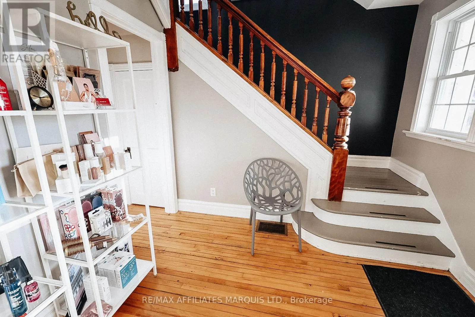25-27 MAIN STREET N
