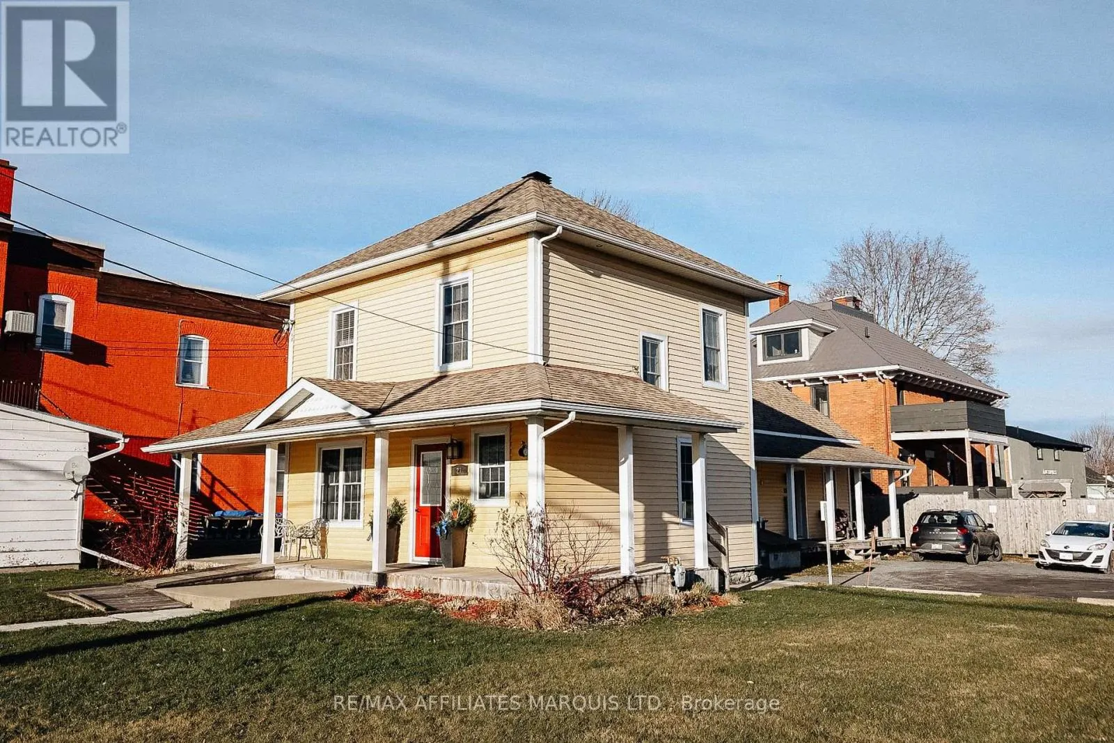 25-27 MAIN STREET N