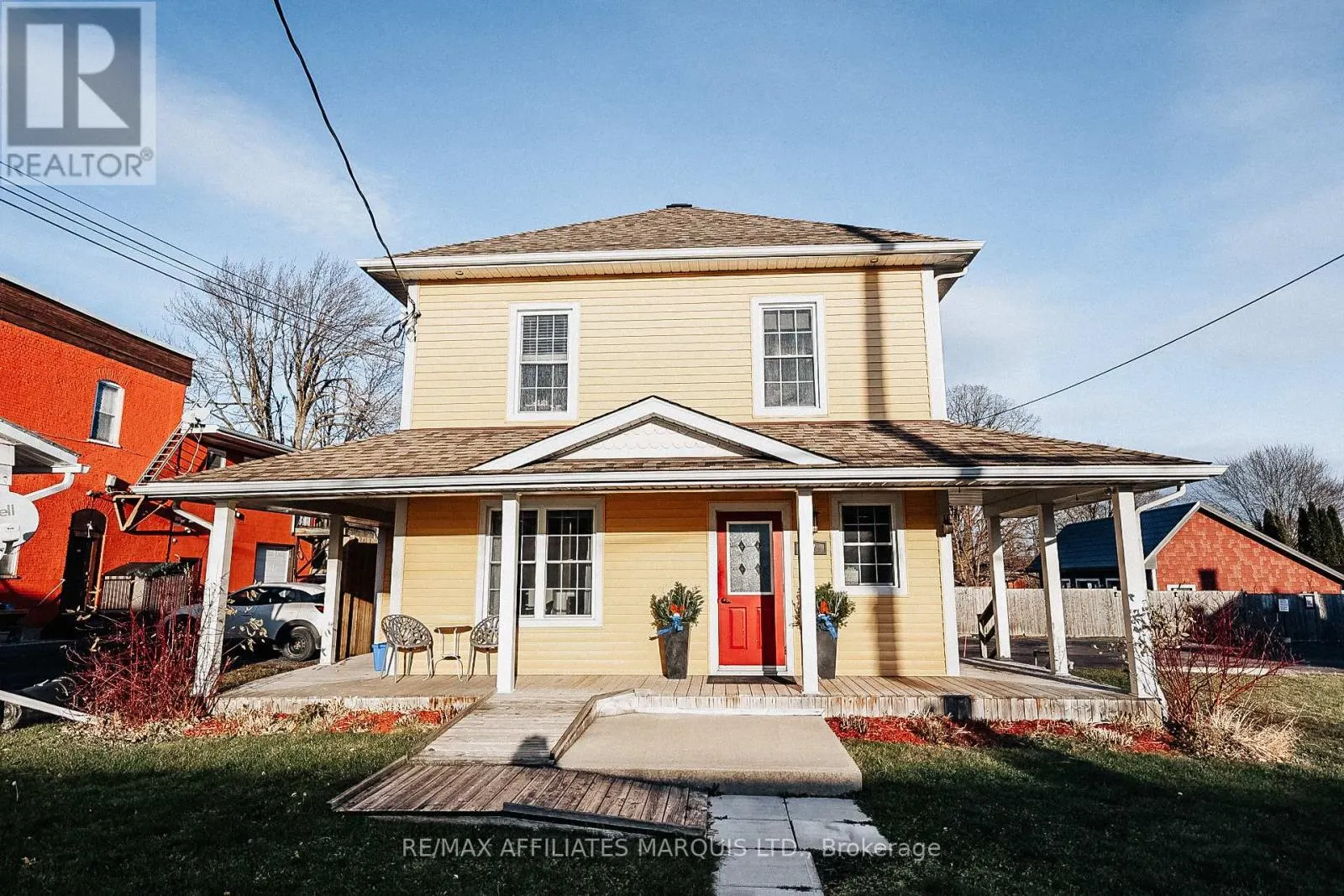 25-27 MAIN STREET N