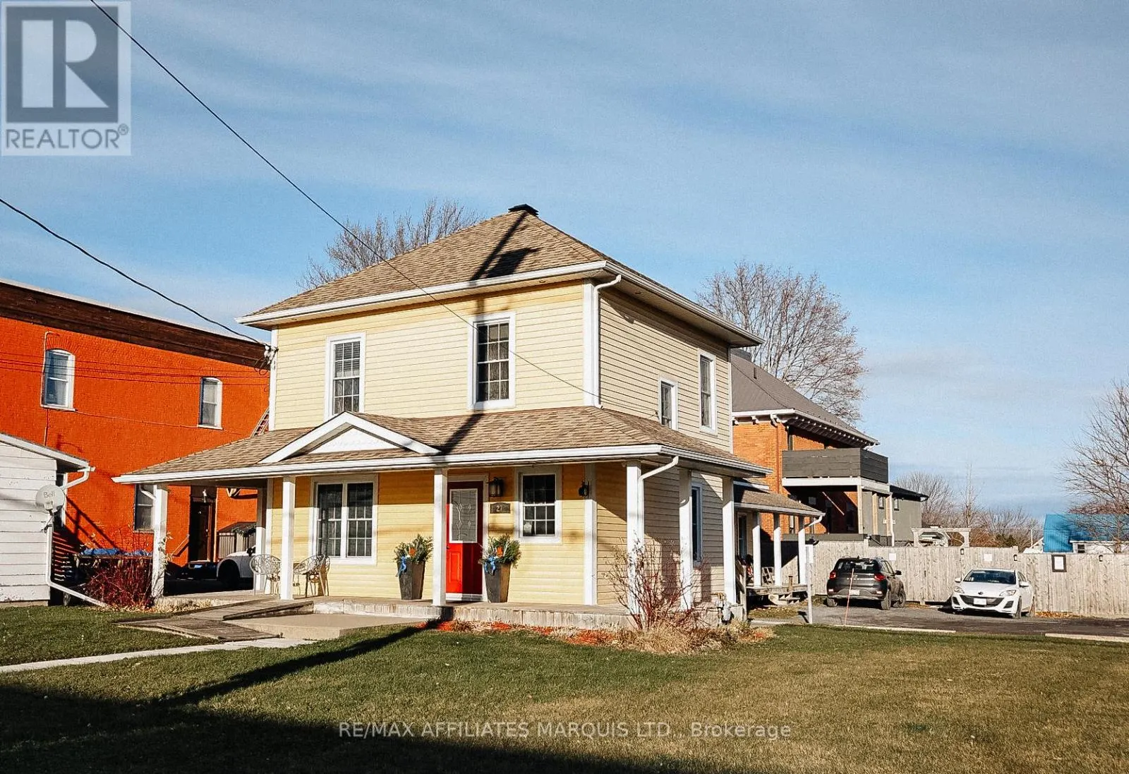 25-27 MAIN STREET N