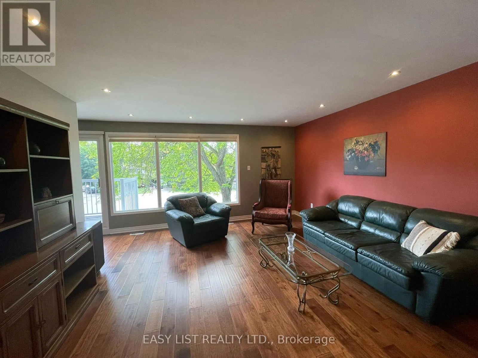 3 BAKER PLACE