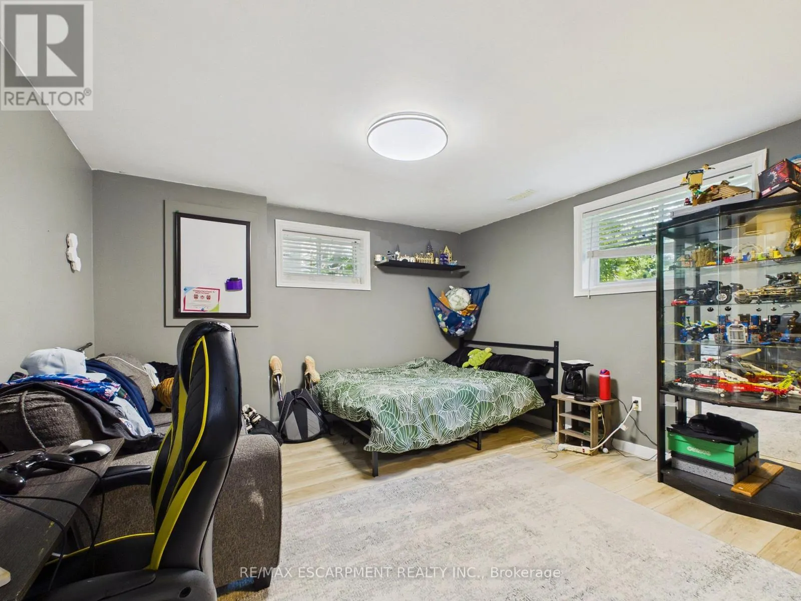 1060 GOLDEN BEACH ROAD