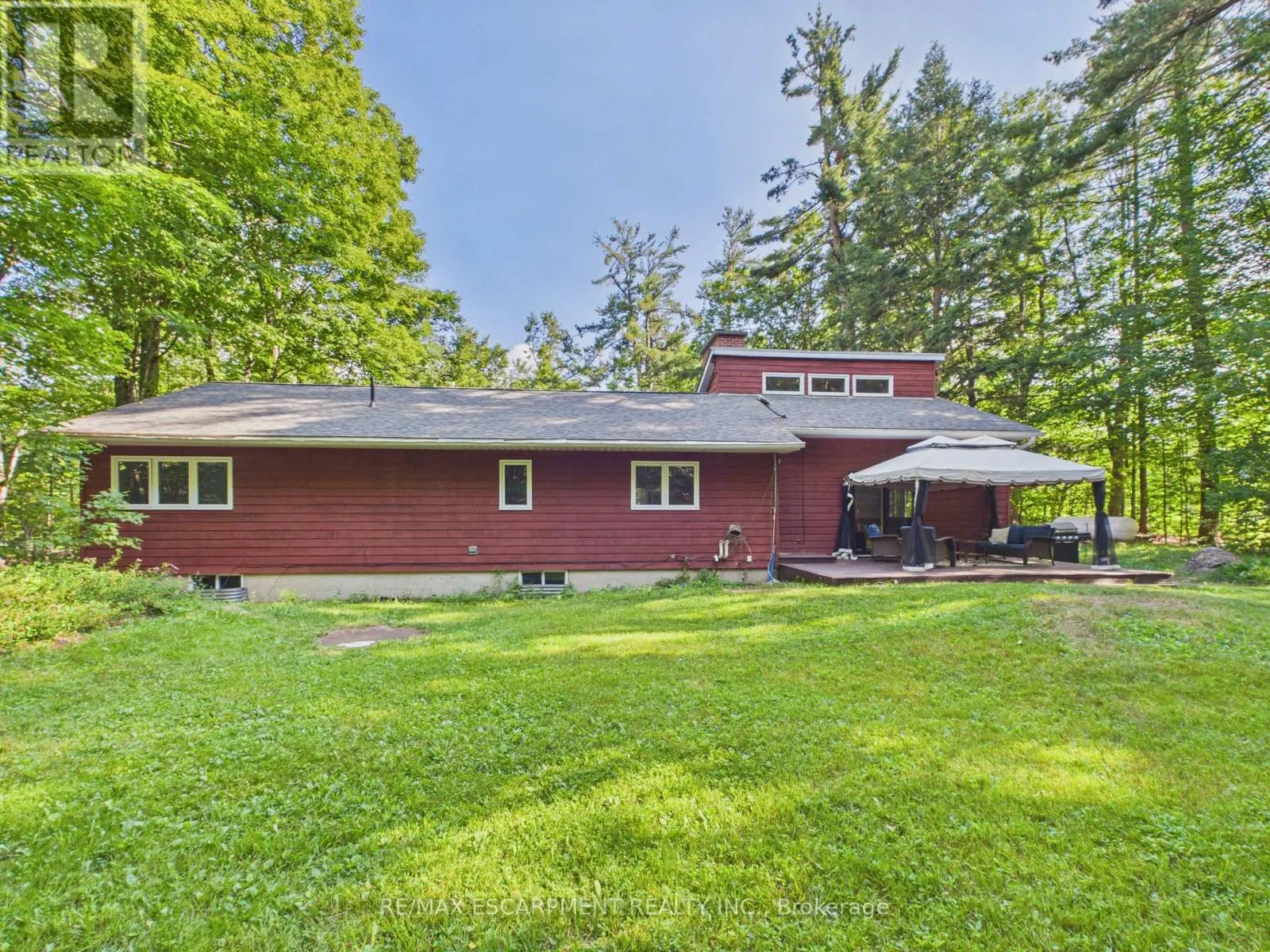1060 GOLDEN BEACH ROAD