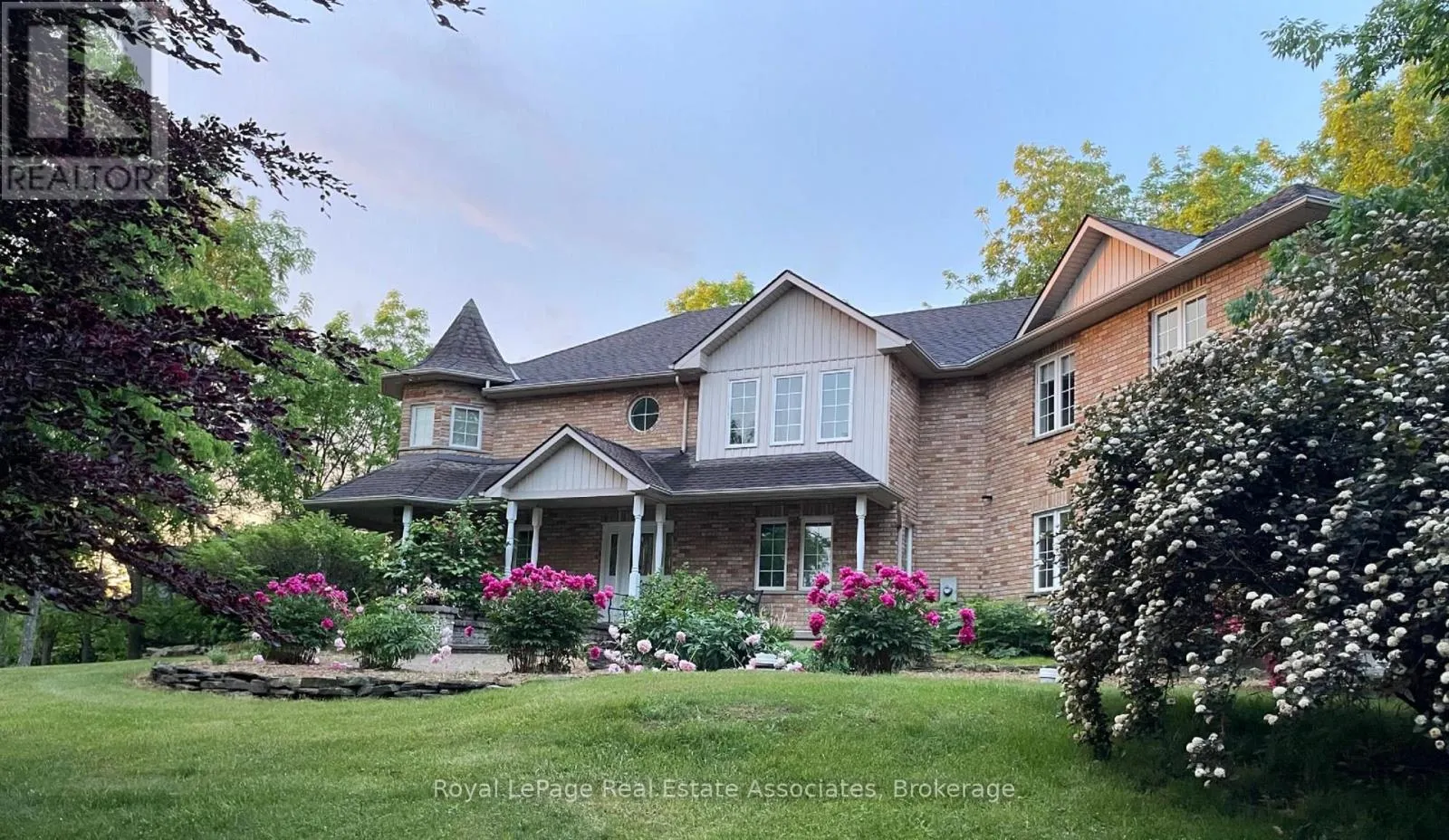 86 RIDGE ROAD E