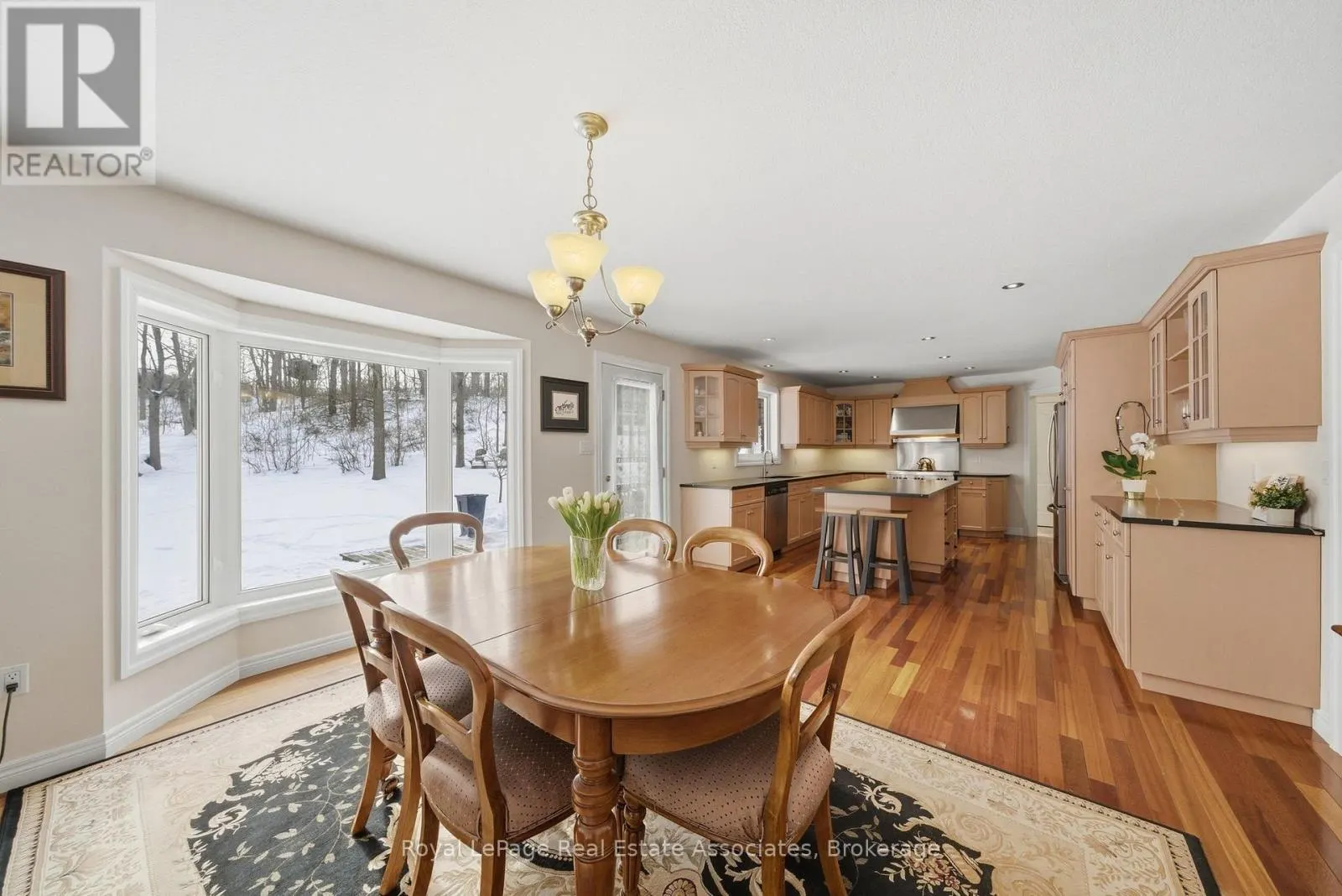 86 RIDGE ROAD E