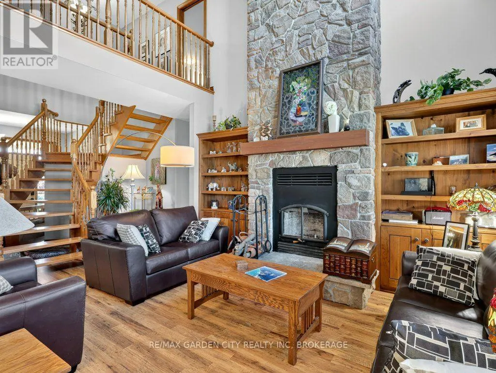 3297 TALLMAN DRIVE
