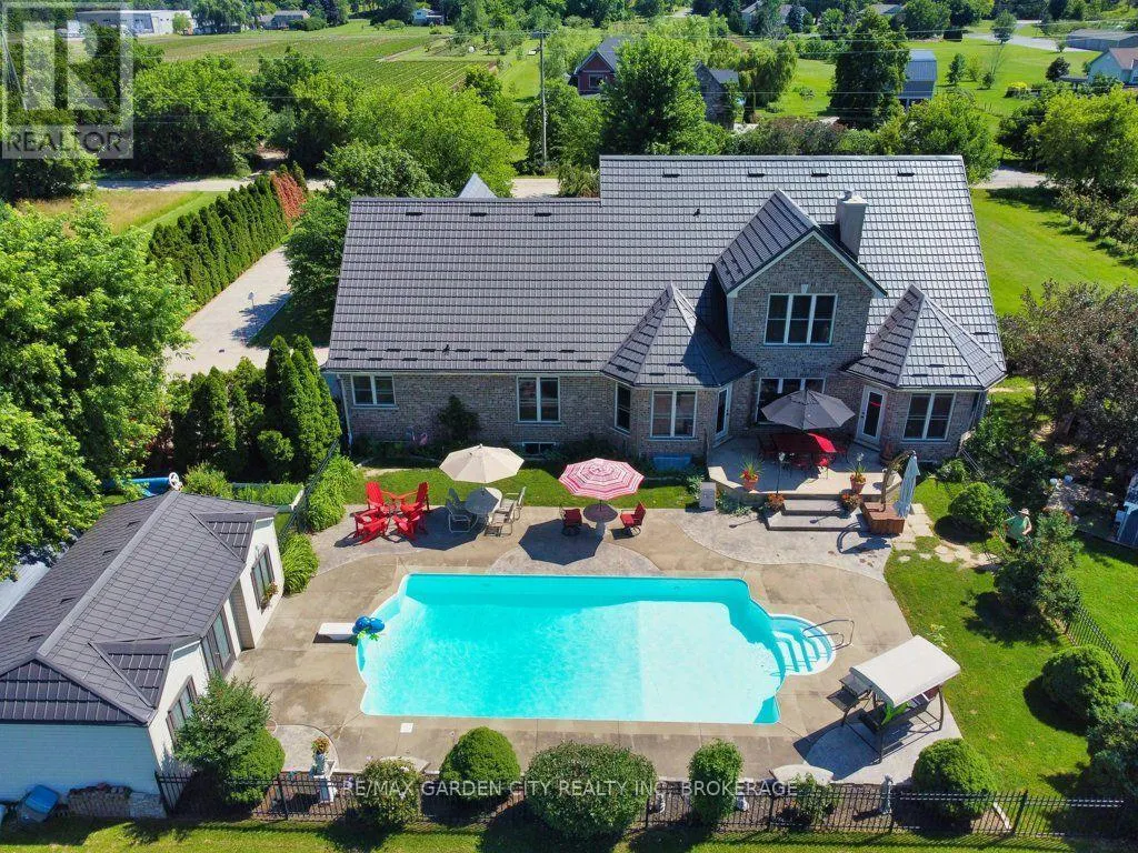 3297 TALLMAN DRIVE