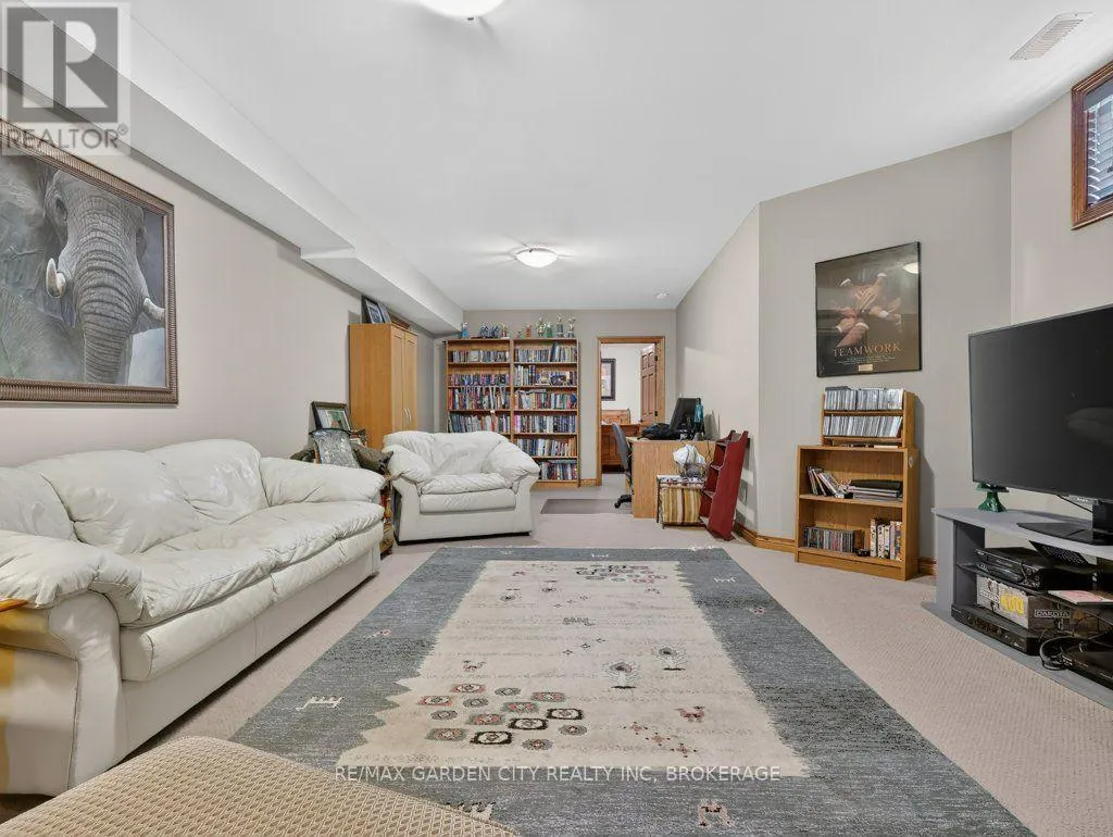 3297 TALLMAN DRIVE
