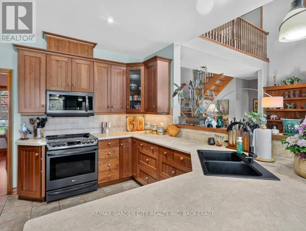 3297 TALLMAN DRIVE
