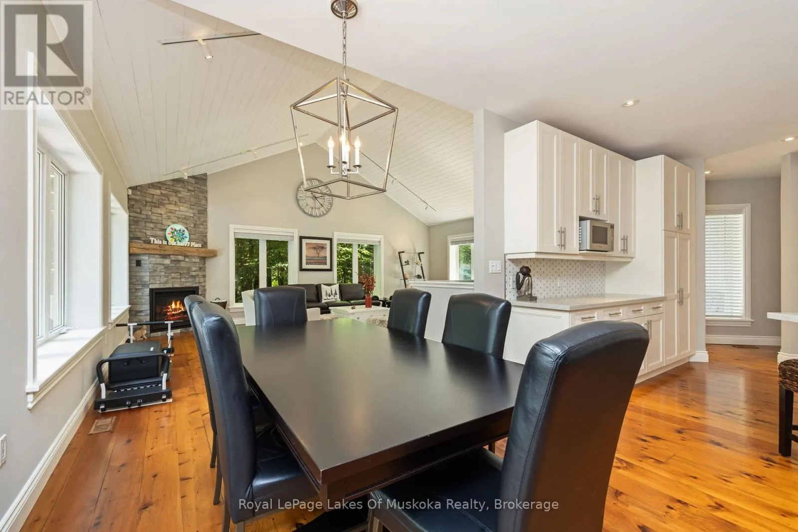 1047 BRANDY CREST ROAD