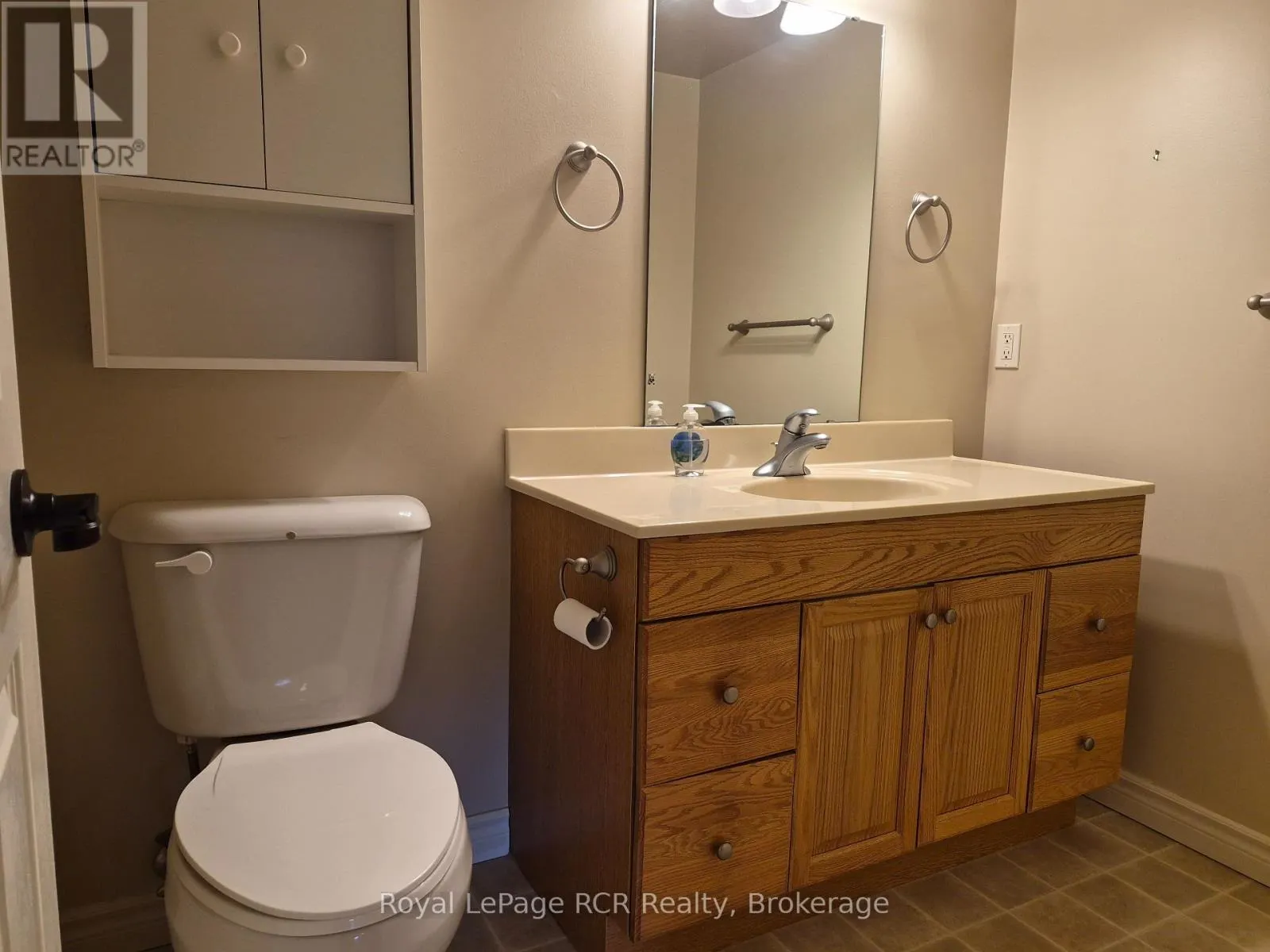 102 - 536 11TH AVENUE #102