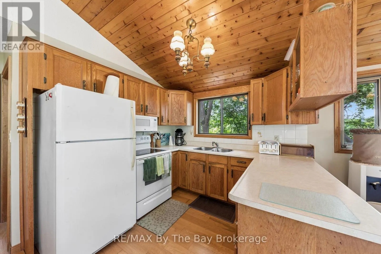 13626 GEORGIAN BAY SHORE