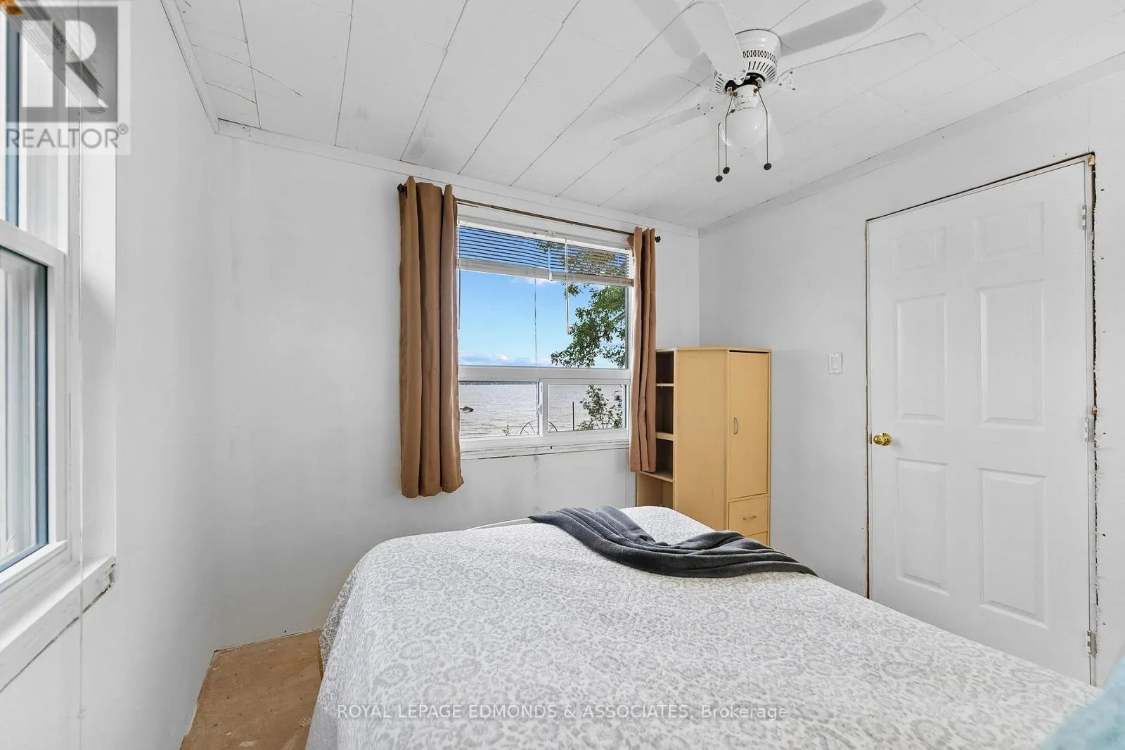 45 GREATVIEW TRAIL