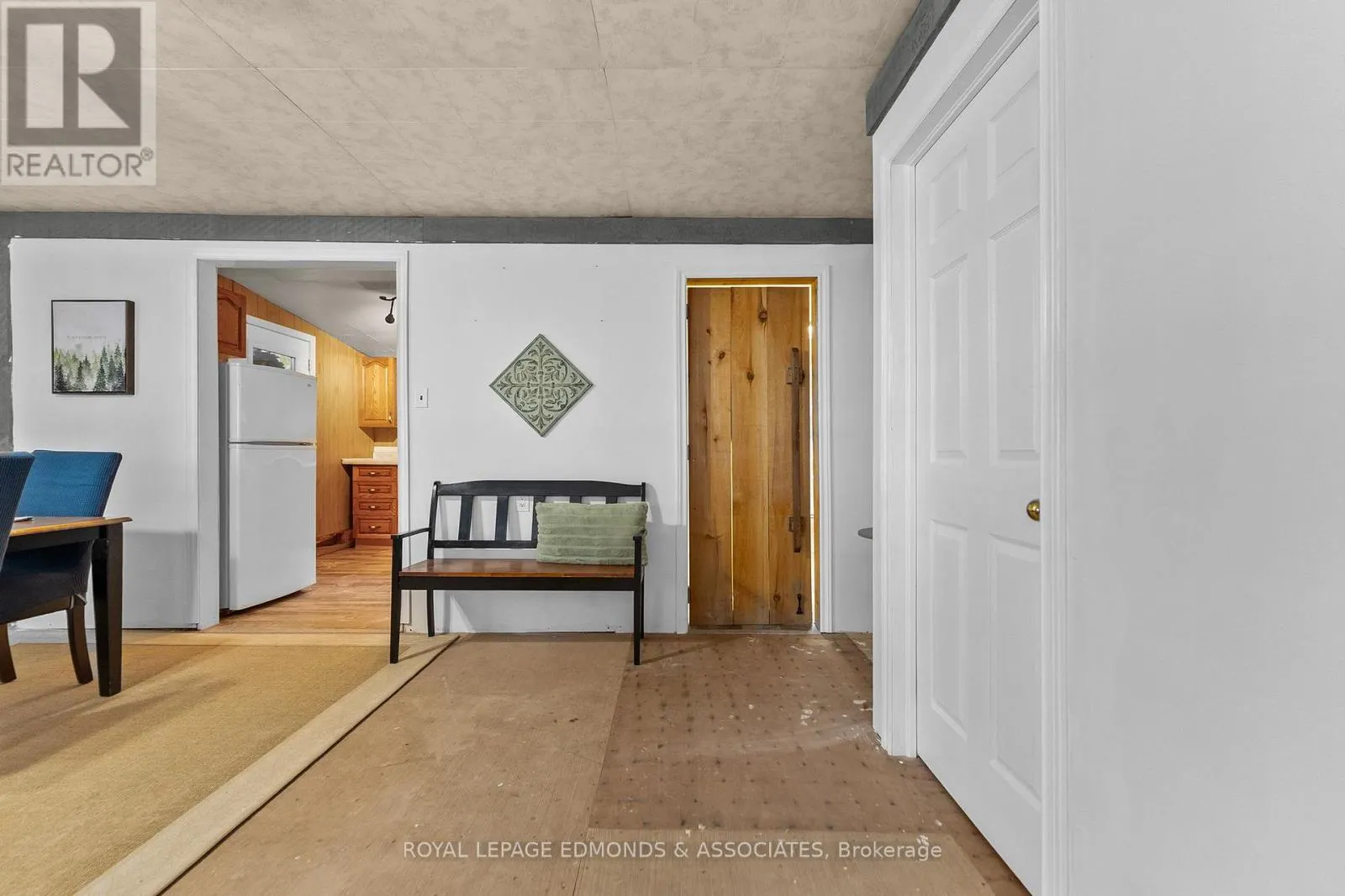 45 GREATVIEW TRAIL