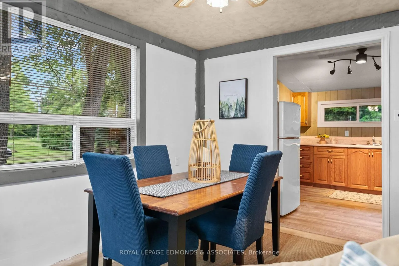 45 GREATVIEW TRAIL